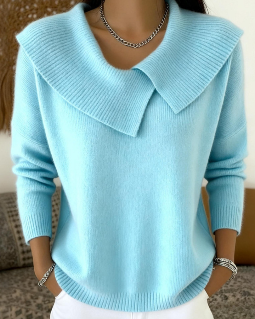 Lucia | Warm Jumper with Soft Collar