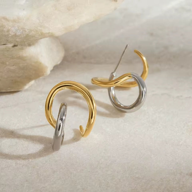 Sofia | Intertwined Two-Tone Earrings