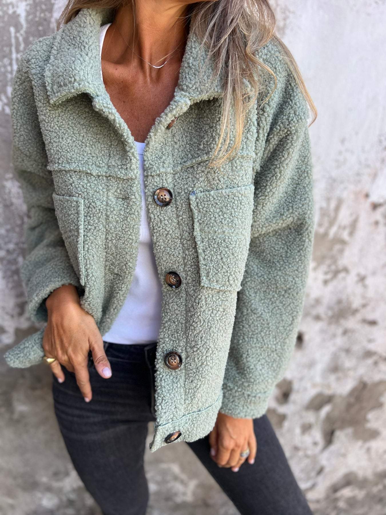 Lilian | Cosy Textured Button-Down Jacket